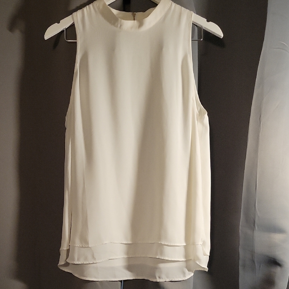 Shinestar Soft White Sleeveless Top - Picture 2 of 8